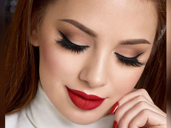 ज्यादा मेकअप करना