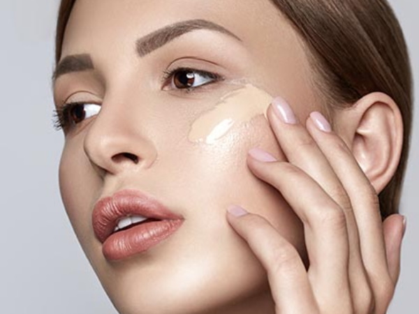 फाउंडेशन लगाने का तरीका 