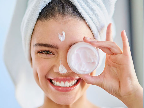 मॉइश्चराइजर