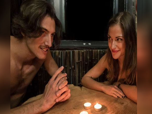 नेकेड रेस्तरां