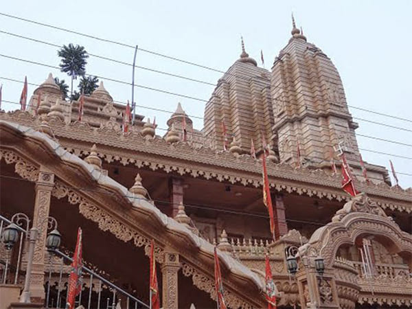 कर्ण मंद‍िर