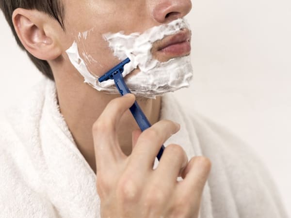 शेविंग से होता है पीएच लेवल नियंत्रित 