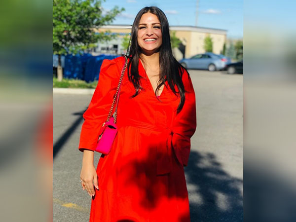 रेड ड्रेस 