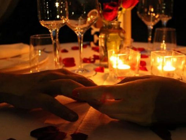 कैंडल लाइट डिनर