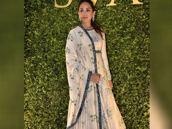 ट्रेडिशन सूट