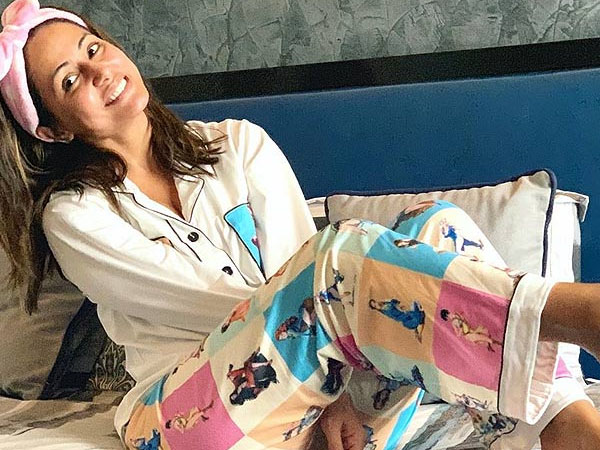 क्यूट नाइट सूट