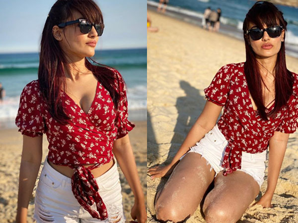 हॉट पैंट विद डीप वी नेक टॉप