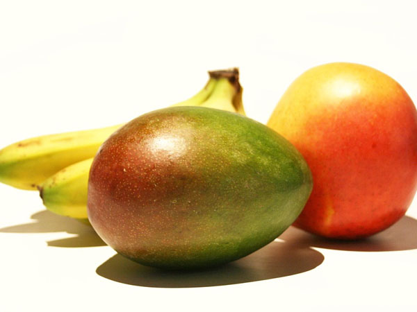 आम और केला