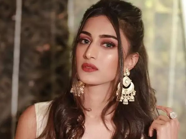 बालों की मालिश