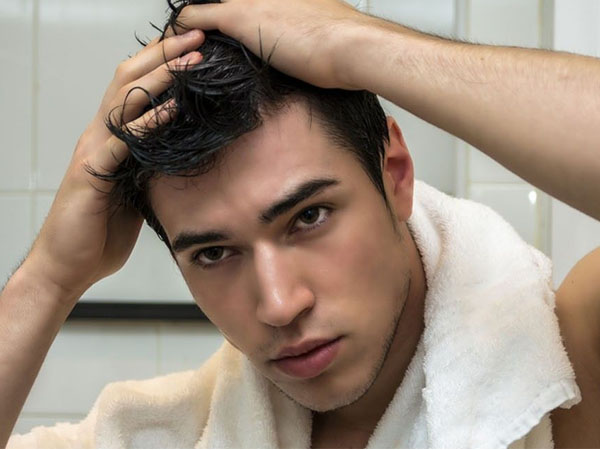 बालों की सफाई