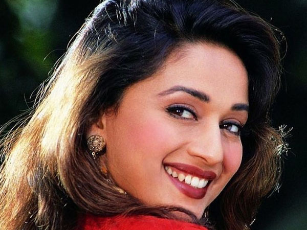 दो बार ब्रश 