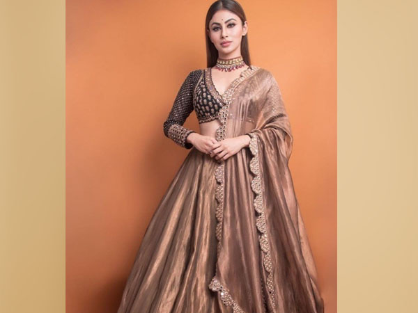 ब्राउन लहंगा ब्राउन लहंगा