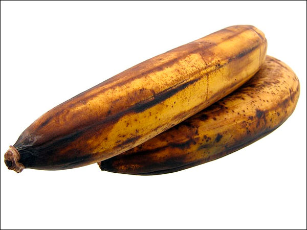 इस रंग के केले लेने चाहिए