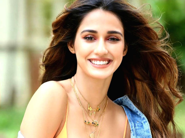 दही बेसन फेस पैक के फायदे