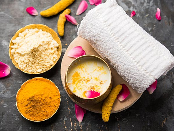 बेसन फेस पैक