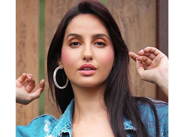 सेंटर ब्लश