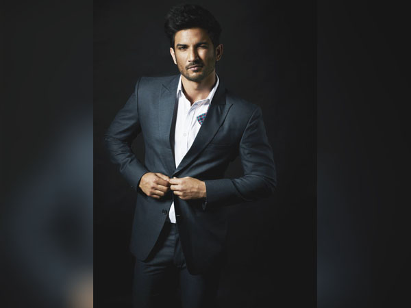 पैंट सूट