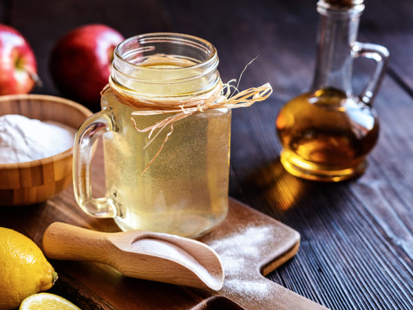 Is It Beneficial to Mix Baking Soda and Apple Cider Vinegar?