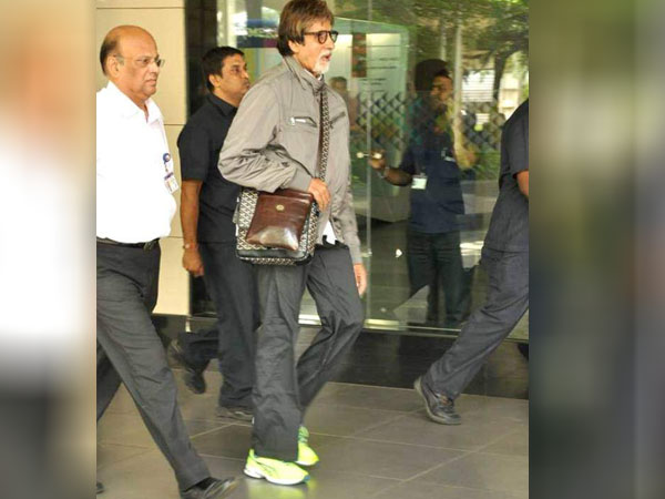 नियॉन जूतें