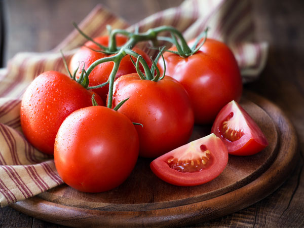 टमाटर का फेस पैक