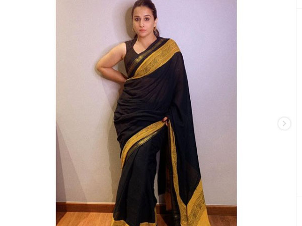 ब्लैक साड़ी