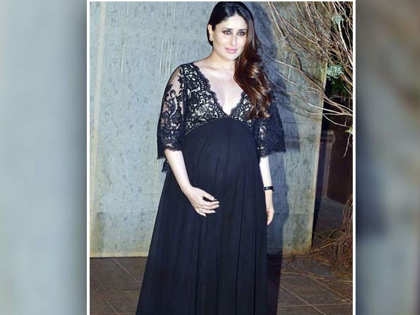 ब्लैक गाउन