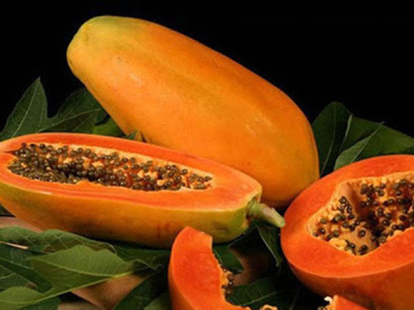 चमकदार स्किन के लिए फेस पैक