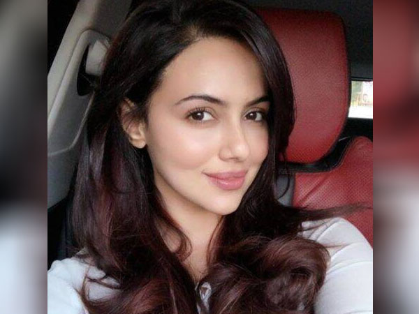 बालों की मसाज