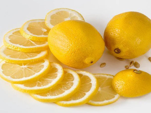 नींबू का रस