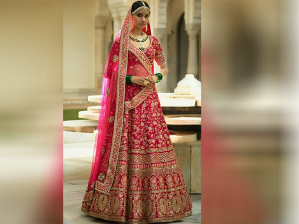 लहंगे का कलर