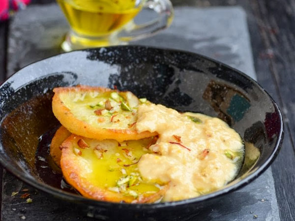 चाशनी तैयार करें: चाशनी तैयार करें: