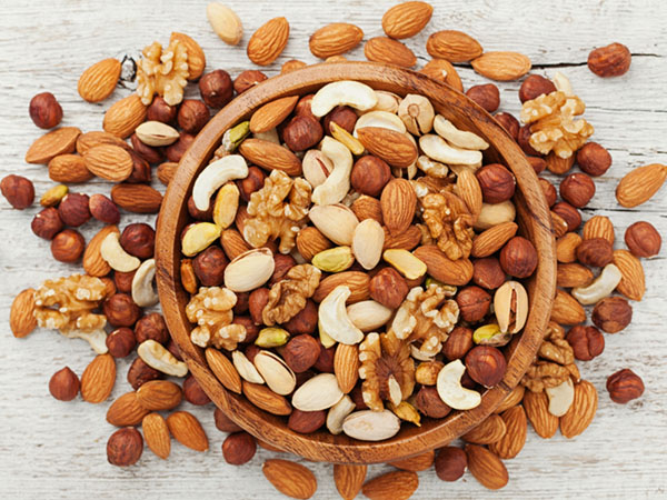 नवरात्र में ड्राई फ्रूट्स का करें सेवन