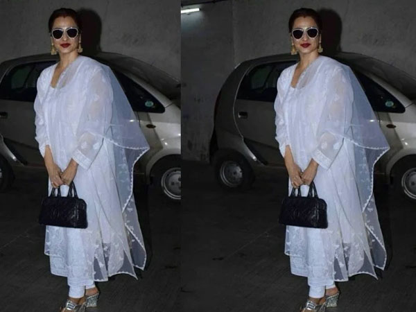 व्हाइट सूट में रेखा