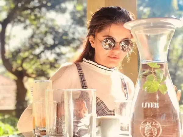 पानी पीना