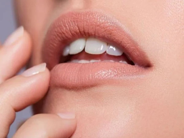  न्यूड शेड