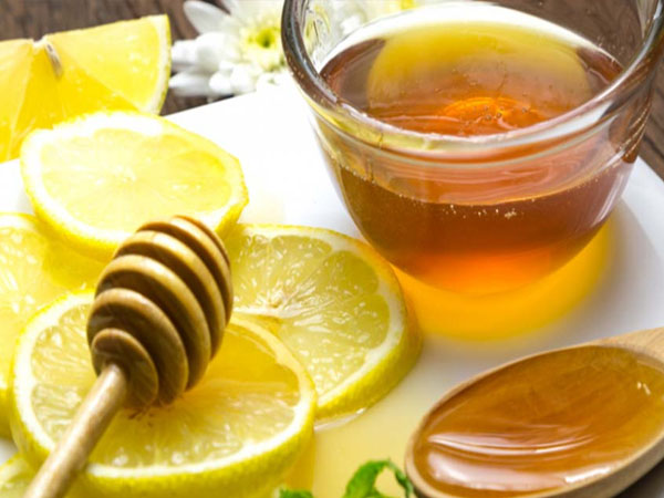 नींबू और शहद