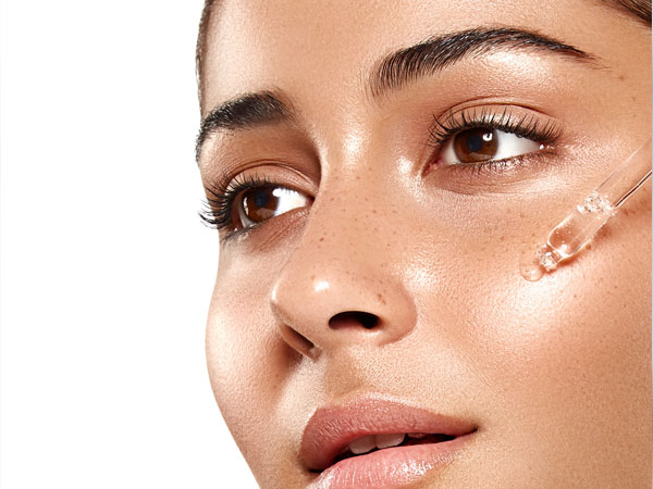 दाग धब्बे छिपाने के लिए प्राइमर का करें यूज