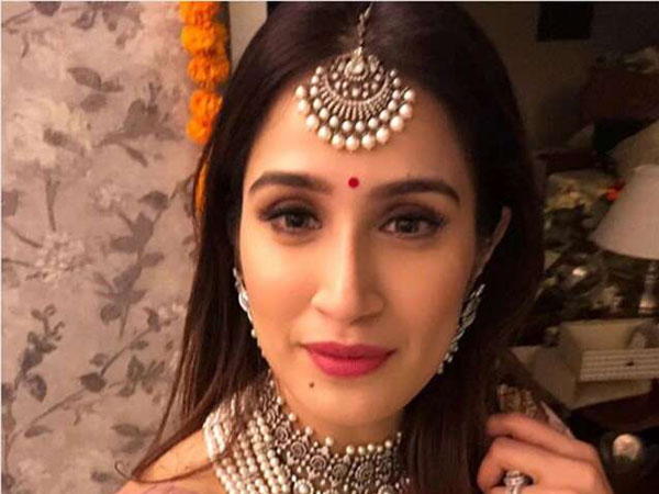 सागरिका घाटगे का मांग टीका