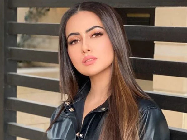 स्किन क्लींजिंग