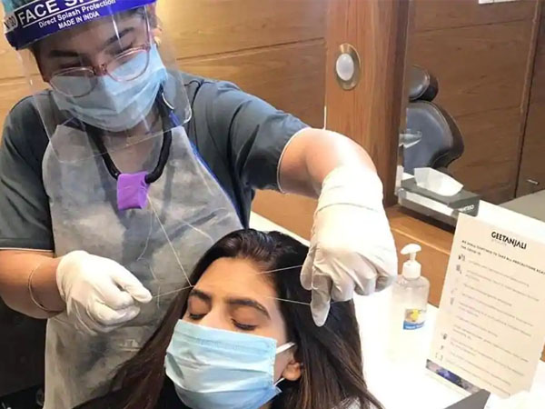 नियम का पालन करें