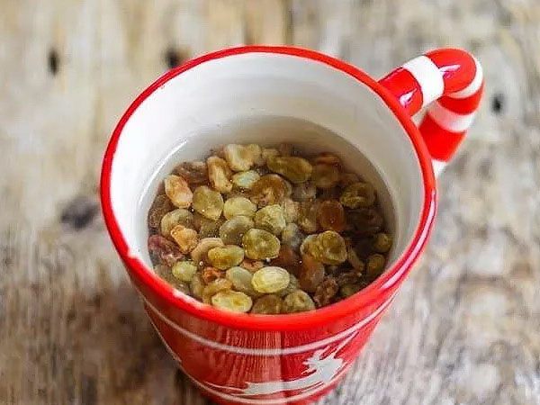 किशमिश के पानी का फायदा