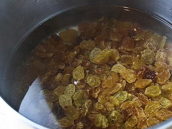 हाइपरपिग्मेंटेशन से निपटने में करता है मदद