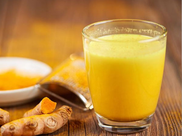 सोने से पहले पिएं दूध