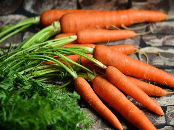 झुर्रियों को कम करने के लिए गाजर का फेस पैक