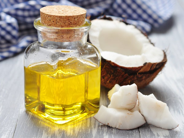 नारियल तेल और संतरे का फेस पैक