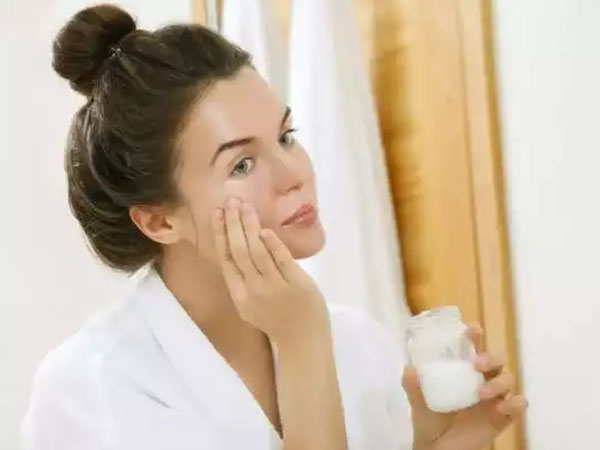 मेकअप से पहले करें स्किनकेयर रुटीन