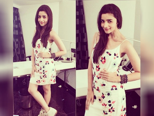 नताशा दलाल के आउटफिट में आलिया भट्ट