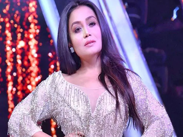 नेहा कक्कड़ स्किन केयर गलतियां