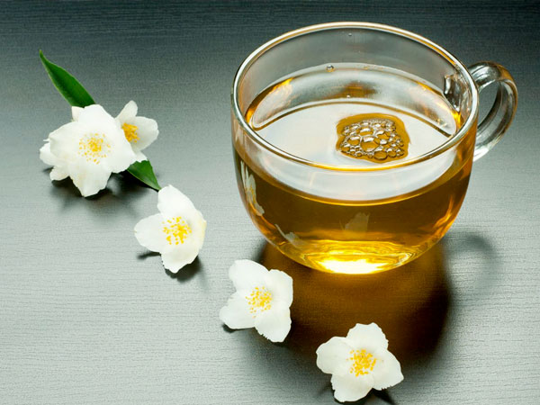 कैसे बनाई जाती है जैस्मिन टी