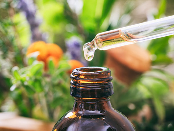 क्या है एसेंशियल ऑयल